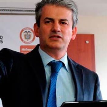 Invías sacará licitación el lunes para terminar túnel de La Línea