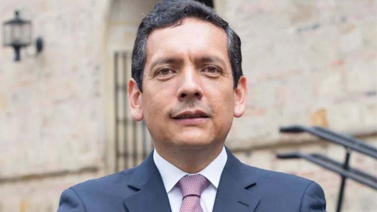 Reflexiones sobre la situación económica de América Latina Reflexiones sobre la situación económica de América Latina