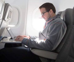 aviones-laptos-reuters