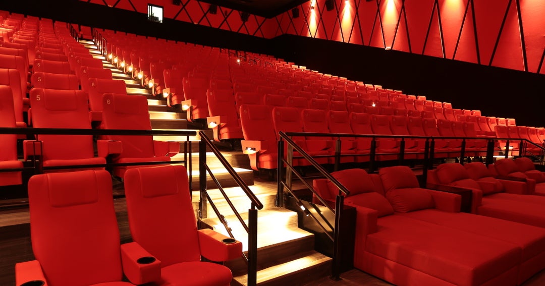 royal films anuncio por sus redes