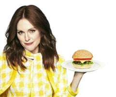 kingsman-the-golden-circle-poppy-burger-san-diego-comic-con_z3s6