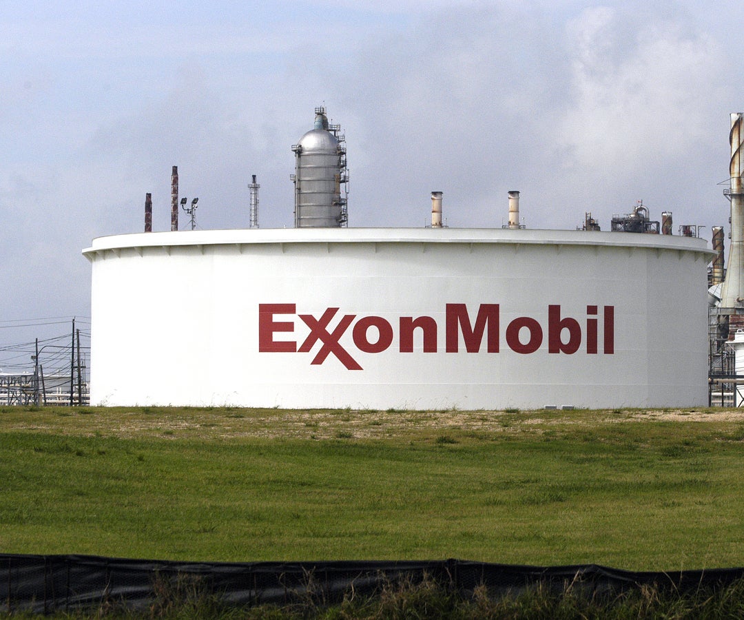 Exxon Size Exxon Mobil Corp dio marcha atrás a un plan multianual de inversión en ...
