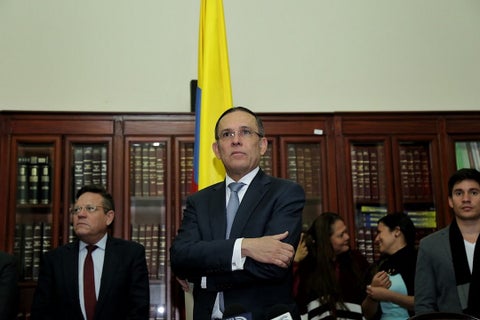 Efráin-Cepeda-presidente-del-Senado