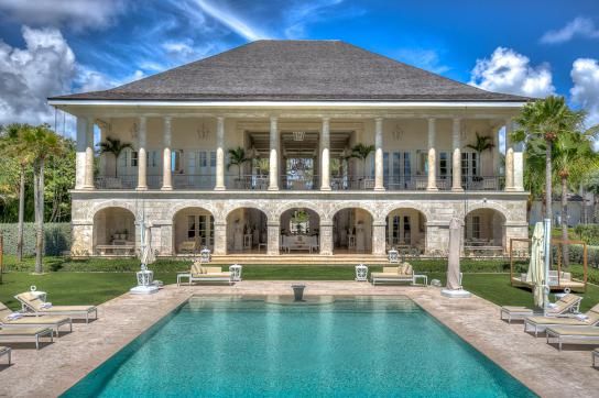 Cinco opciones de lujo para alquilar y casarse en el exterior al mejor