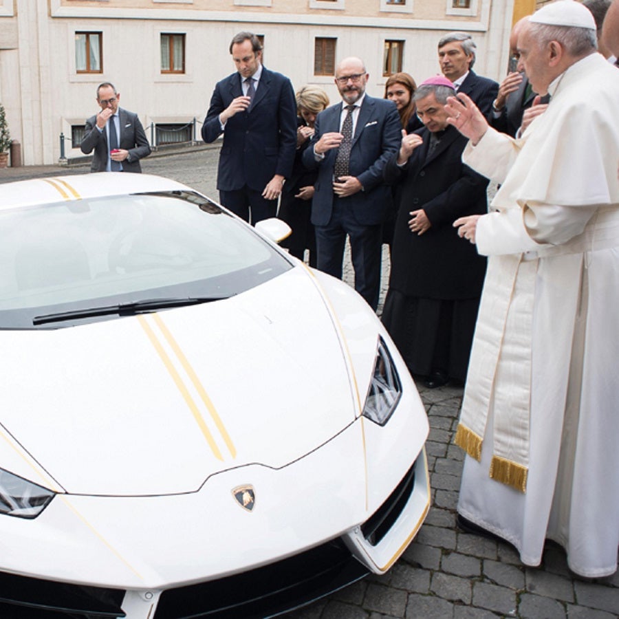 El Lamborghini Huracán del Papa Francisco que será subastado para obras de  caridad