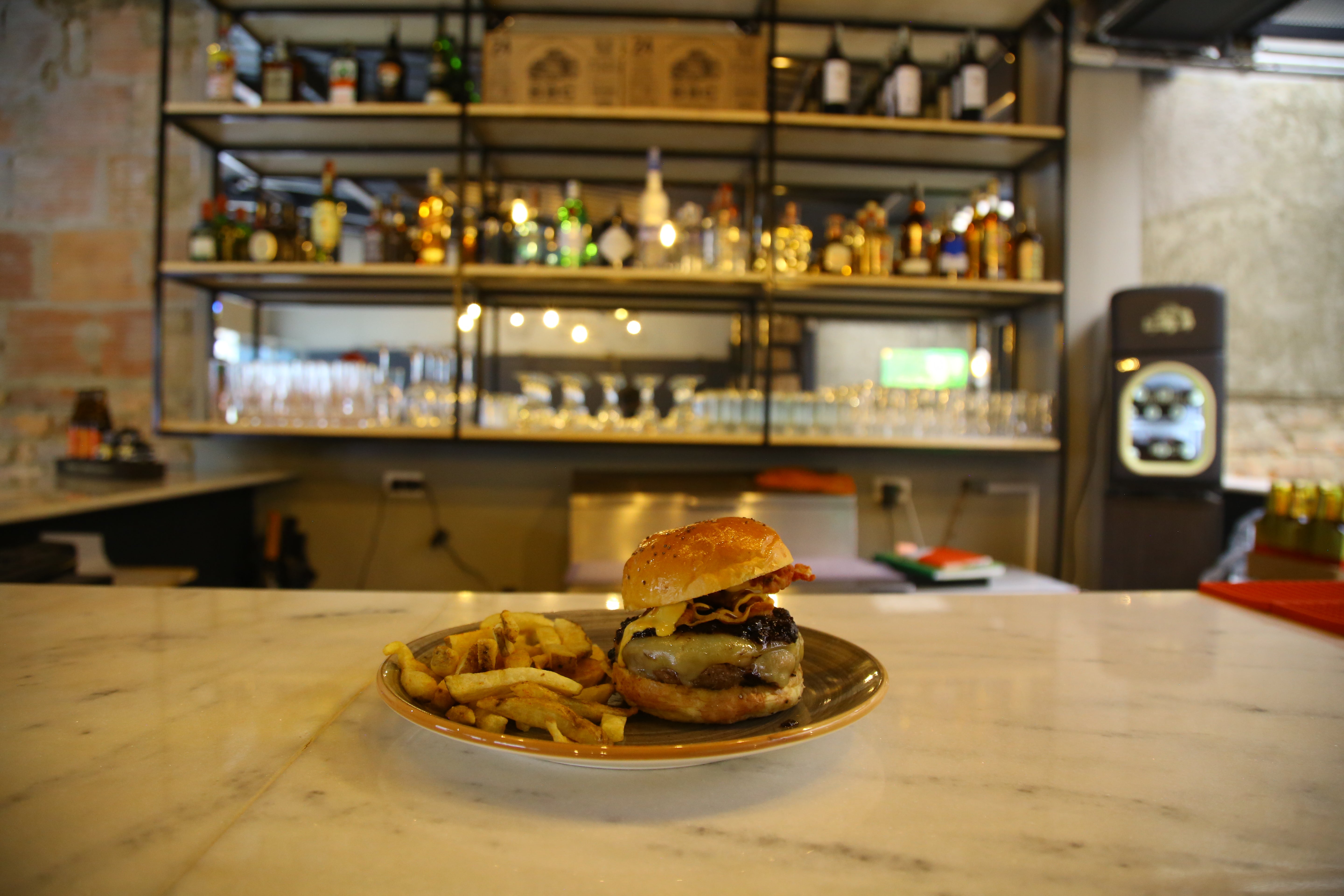 Hache de Hamburguesa (Calle 119 # 11D-15)