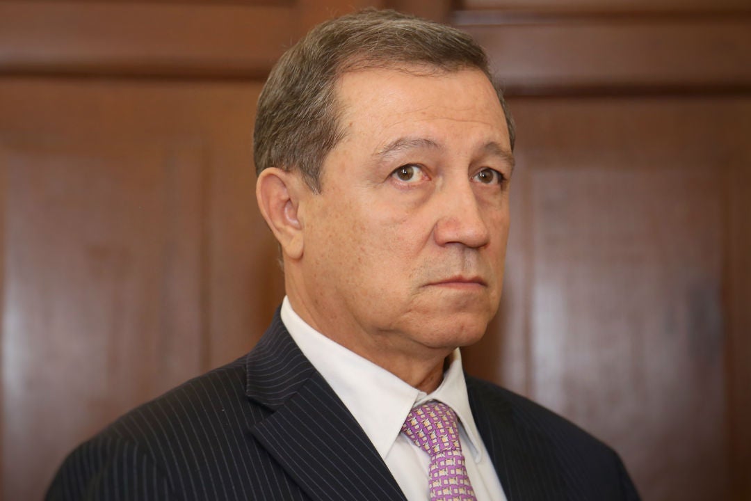 Senador Ernesto Macías ya no aspirará a la Presidencia y apoyará a Óscar  Iván Zuluaga