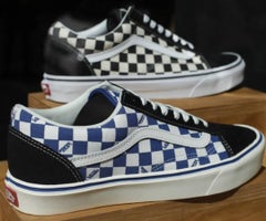 Vans1