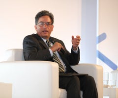 módulo-Alberto-Carrasquilla-mininstro-de-Hacienda_LR