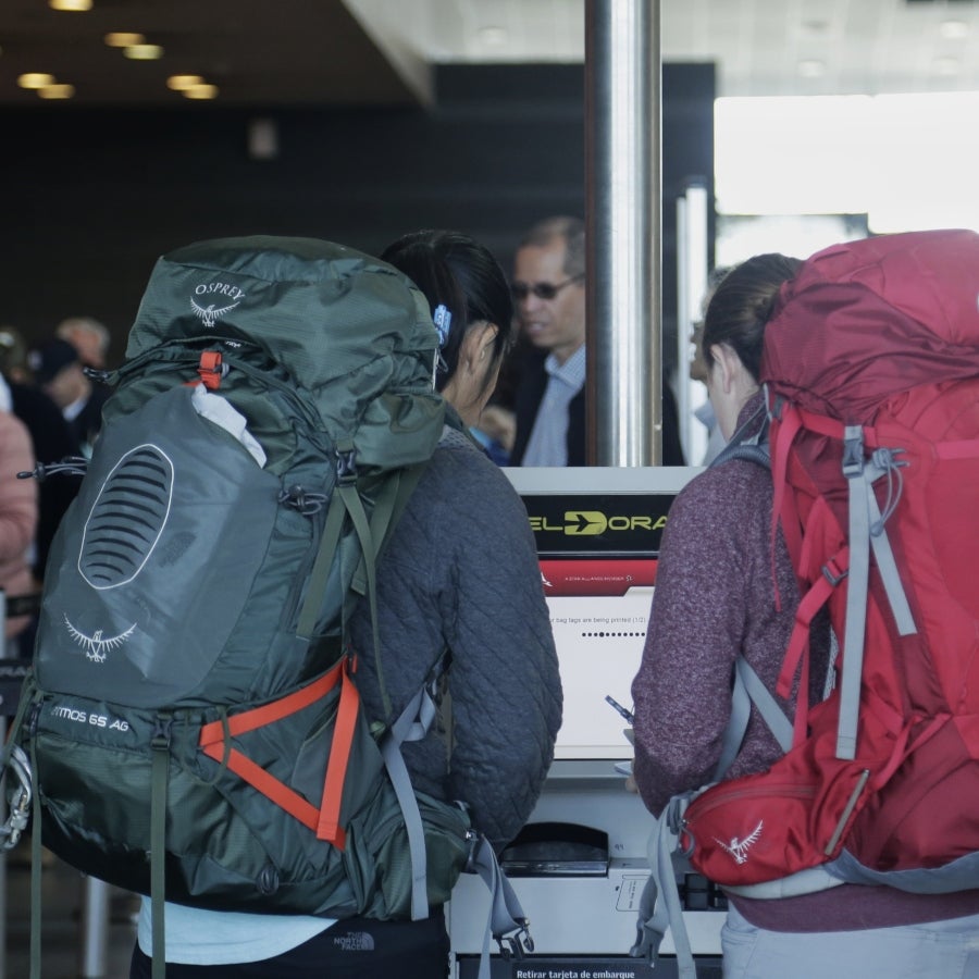 Ligeras y lujosas: diez maletas para viajar con menos peso
