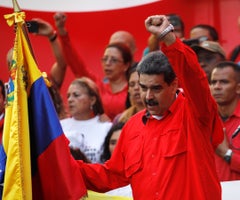 2019-05-01T231520Z_579376738_RC1D622735D0_RTRMADP_3_VENEZUELA-POLITICS-AL