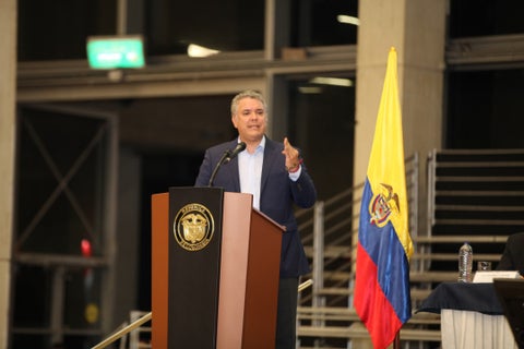 Presidente Iván Duque sancionó la ley que prohíbe el uso del asbesto en Colombia desde 2021