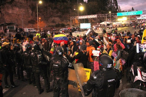 Venezolanos Rumichaca AL
