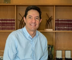 César Prado Villegas