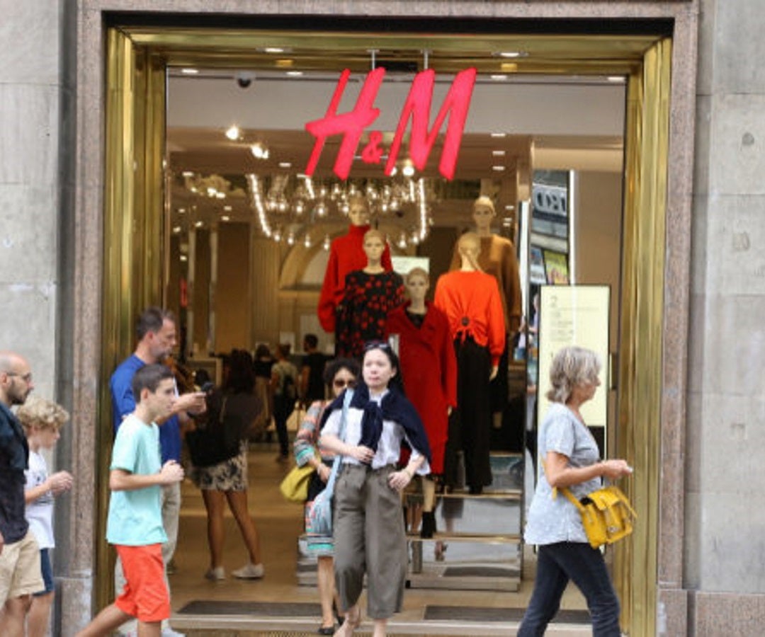 La tienda de ropa sueca H&M se propone de las tiendas 2021