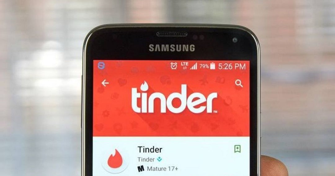 Coming Soon to Tinder Dates: Panic Buttons and Safety Check-Ins