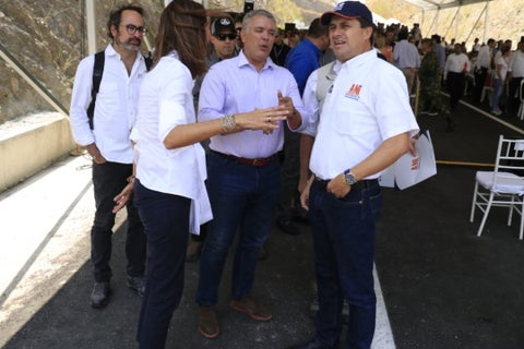 Duque - Vía Tolima