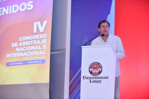 Mauricio González AL