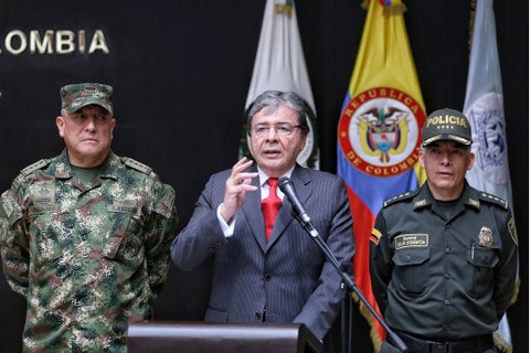 HOLMES TRUJILLO