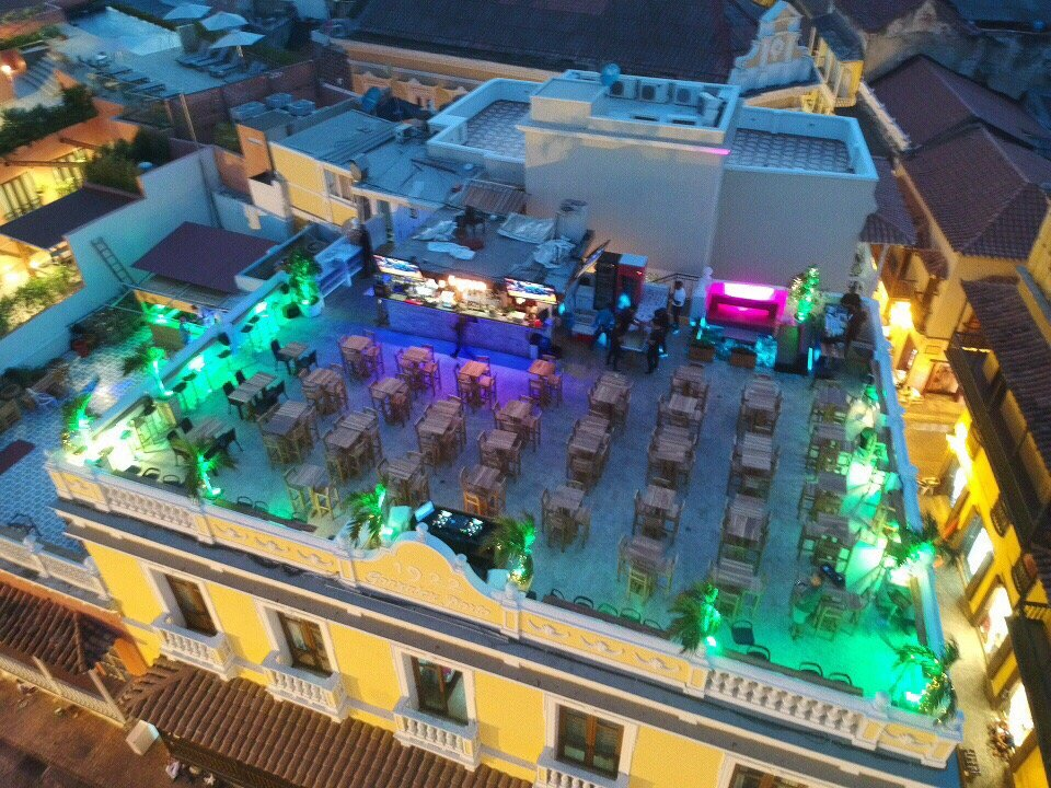Estos son los rooftop y piscinas que cuentan con mejor puntaje en zonas