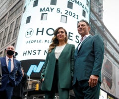 Las acciones de Honest Co, de Jessica Alba, subieron 44% en su primer día, pero cerraron el viernes US$16 por debajo de su precio inicial.