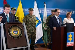 E66Fh-wVoAk-Nhq