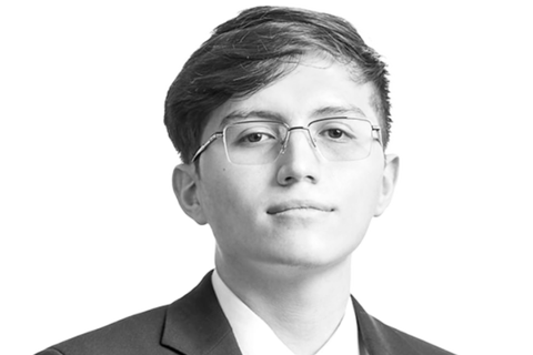 Dylan-Andrés-Arias_asociado-a-Arrieta-Mantilla-&-Asociados_web AL