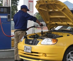 Suspenden servicio de gas natural para vehículos e industrias en Bogotá y Cundinamarca