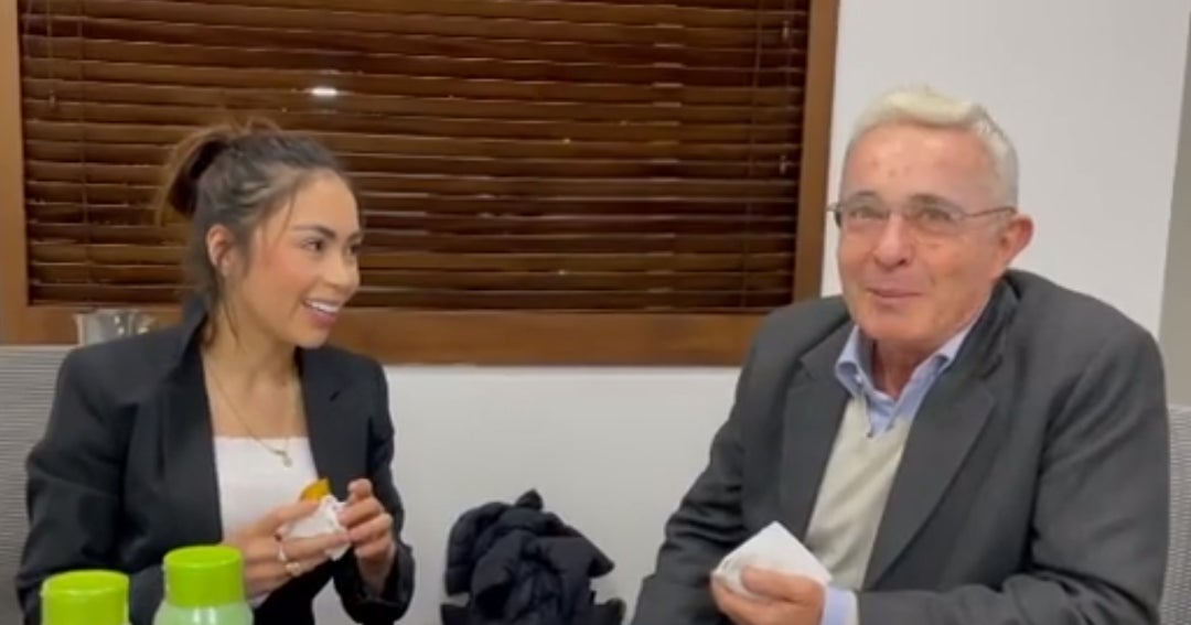 Influencer &#39;Epa Colombia&#39; se reunió con el expresidente Álvaro Uribe en  comentado video