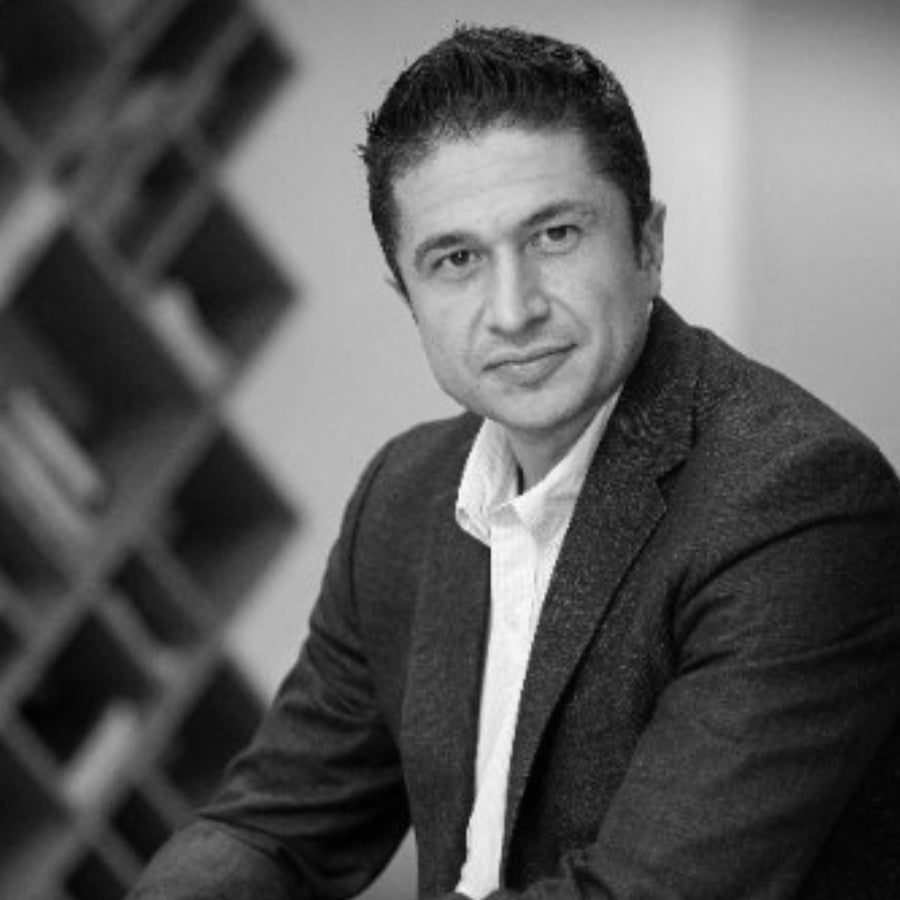 Sergio Cabrales, analista