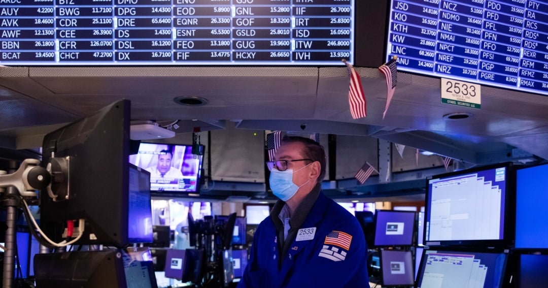 Pérdidas de acciones se profundizan mientras comerciantes evitan apuestas arriesgadas 2 Pérdidas de acciones se profundizan mientras comerciantes evitan apuestas arriesgadas thumbnail