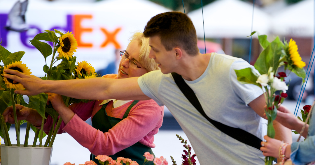 Inflación golpea el Día de la Madre con precios de flores que suben un 14 %  desde 2020