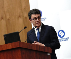 Billy Escobar - Supersociedades