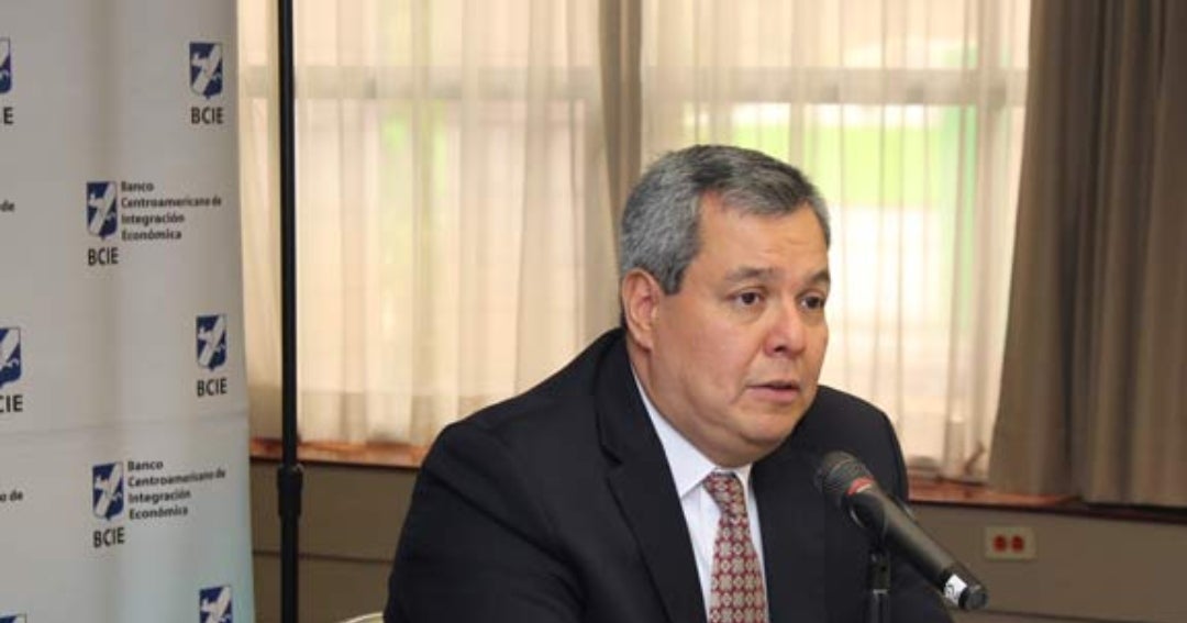Central American Bank approved credit to alleviate impact on fuel prices