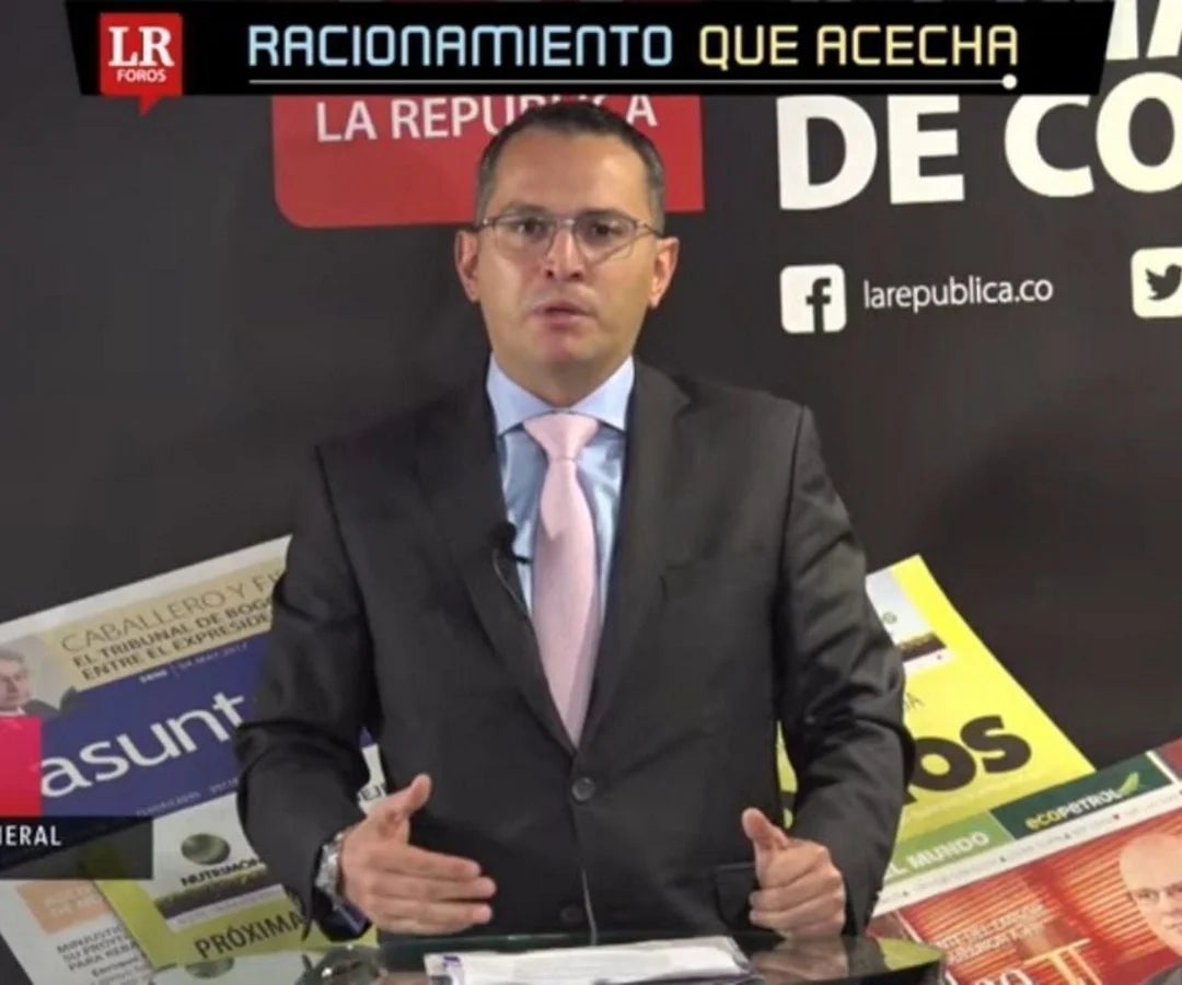 Julian Mauricio LR