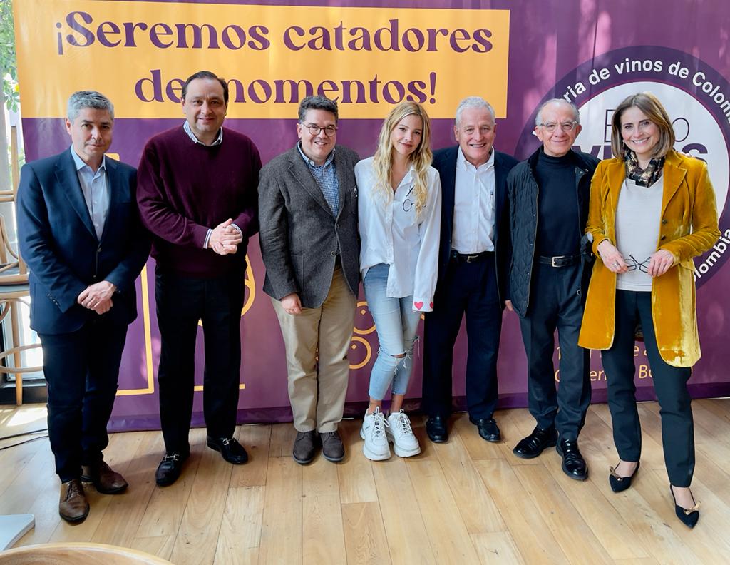 Víctor Vargas, Jorge Alfredo Vargas, José Rafael Arango, Johana Bahamón, Carlos Mario Giraldo, Hugo Sabogal y María Lucía Fernández