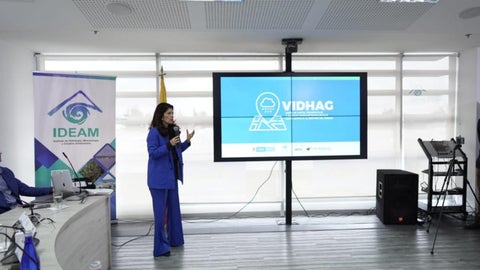 Raquel Garavito, gerente del Fondo Adaptación presenta Vidhag