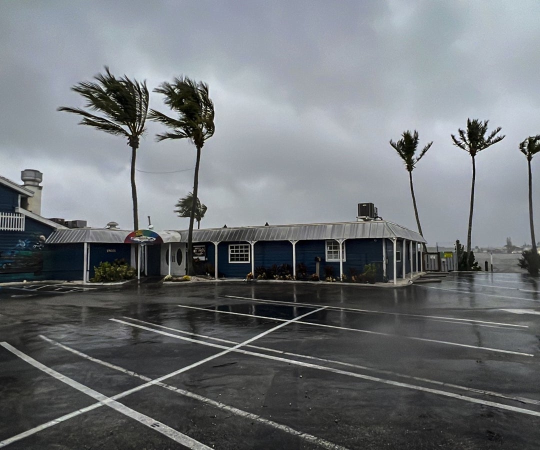 Lo último de Ian: tormenta rumbo a las Carolinas se convierte otra vez en  huracán