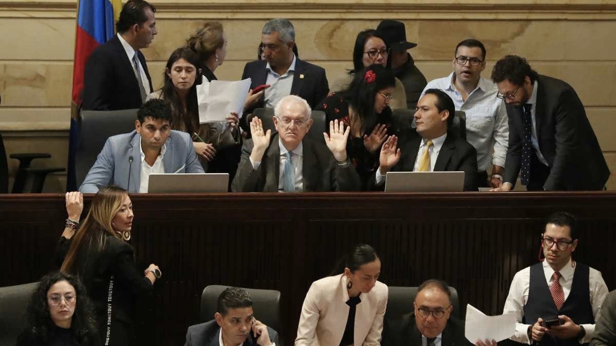 El Senado de la República, luego de 13 horas de debate, le dio el sí al articulado con leves modificaciones