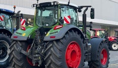 El tractor Fendt 728 Vario fue elegido como el gran ganador del evento Tractor of the Year, considerado el mejor del año por el jurado.