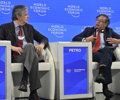 Presidente Petro con Guillermo Lasso en WEF
