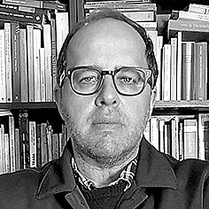 Director Departamento de Arte Bogotá Auctions 3