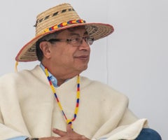 El presidente Petro lanzó un mensaje para el sector sobre "democratizar la energía"