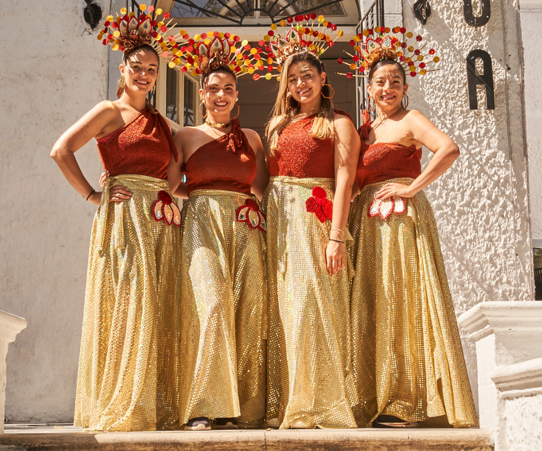 María Pérez, María Alejandra Escobar, María Camila Forero y Jimena Rubio en la Batalla de las Flores.