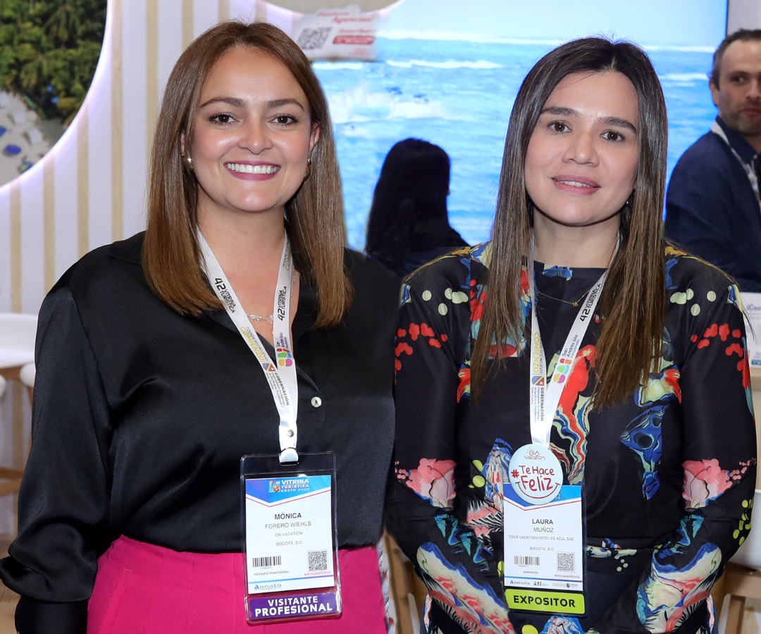 Mónica Forero, representante de On Vacation, y Laura Muñoz, de Tour Vacation Hoteles Azul.