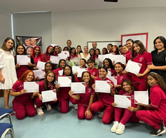 L’Oréal celebra la graduación de 29 mujeres en técnicas de belleza