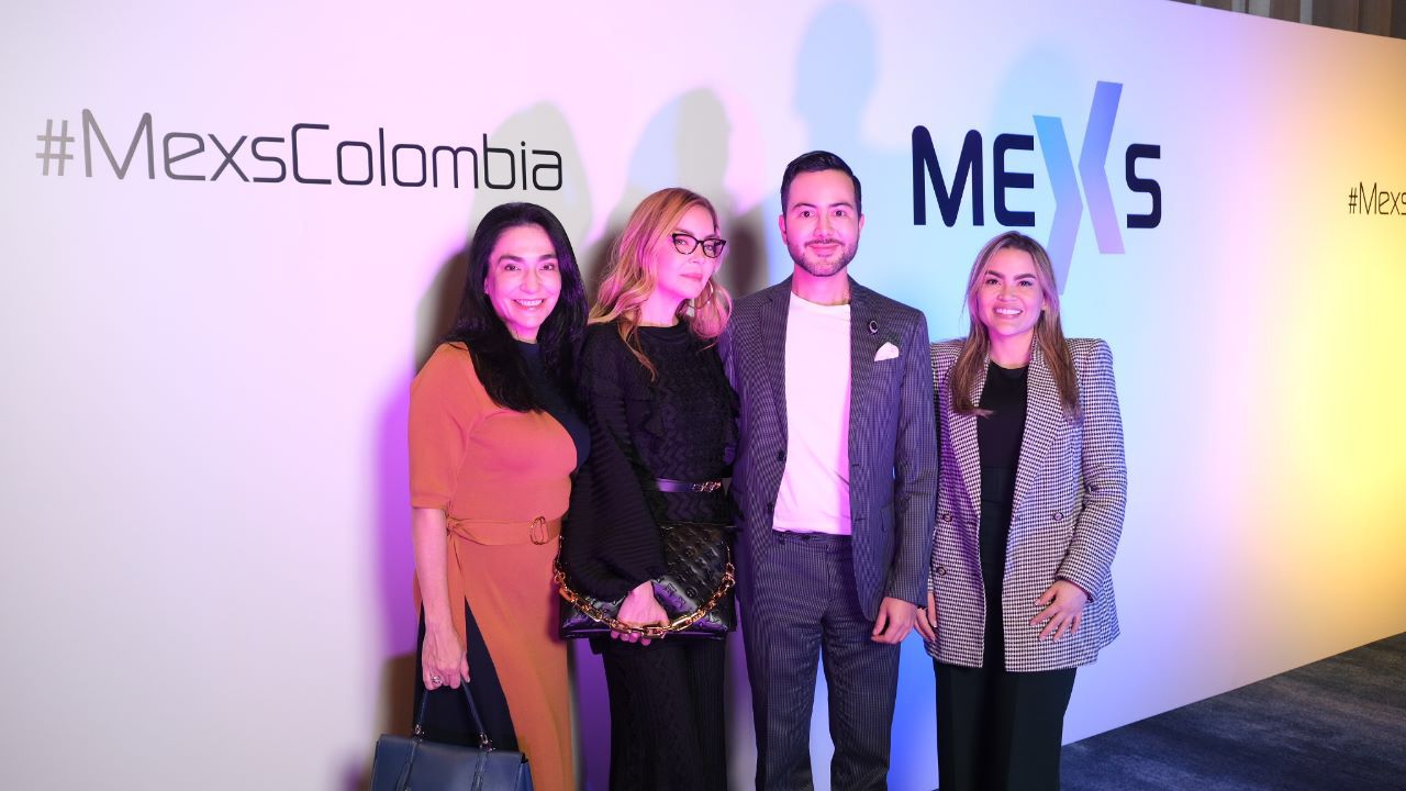 Luisa Obregón, médico estética; Maria Paula Bermúdez y Jennyfer Gutiérrez, médico estética; Camilo Peñaranda, dermatólogo.