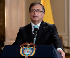 Gustavo Petro (6)
