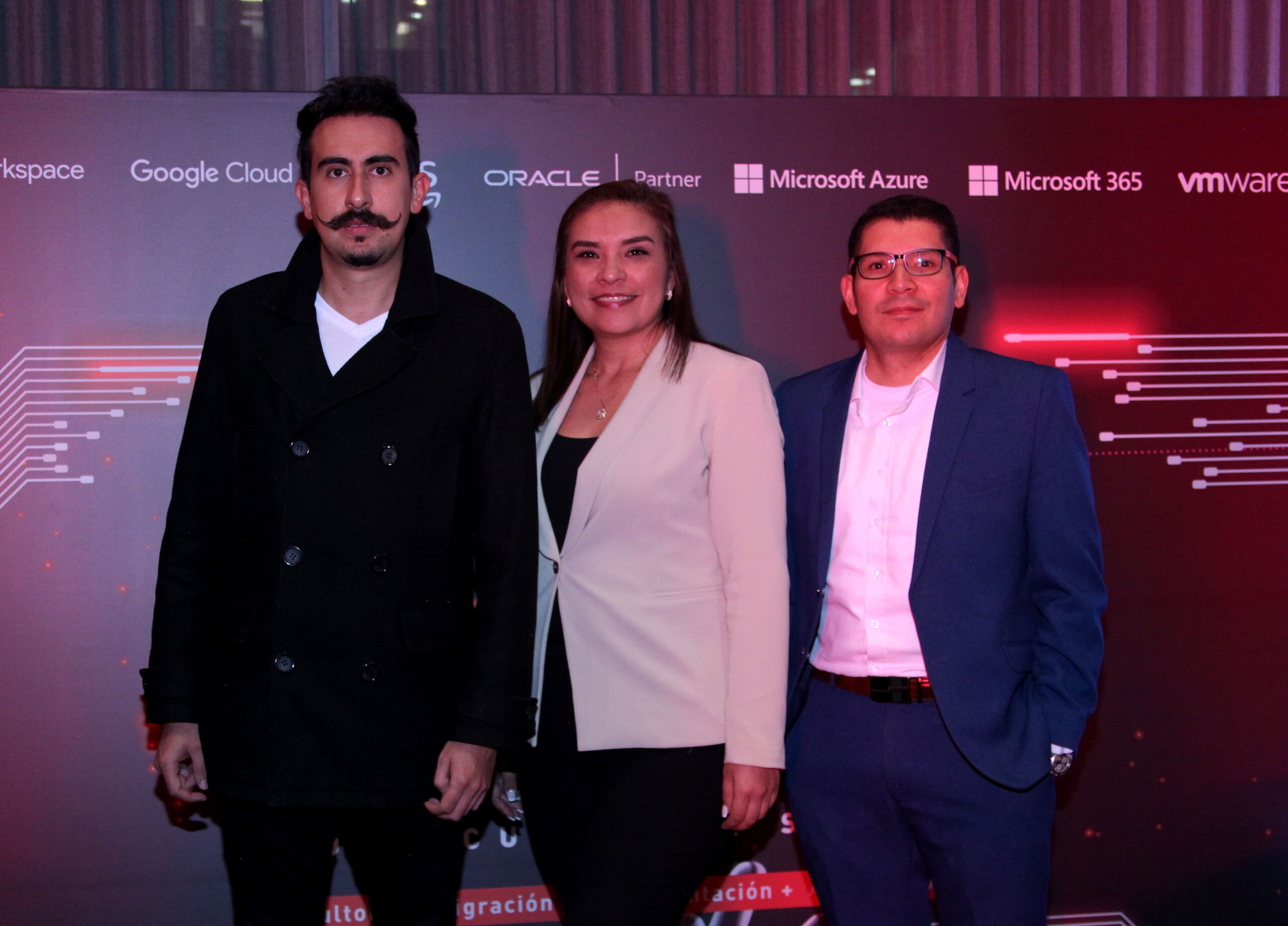 Daniel Espitia, Johanna Moreno y Diego Bernal