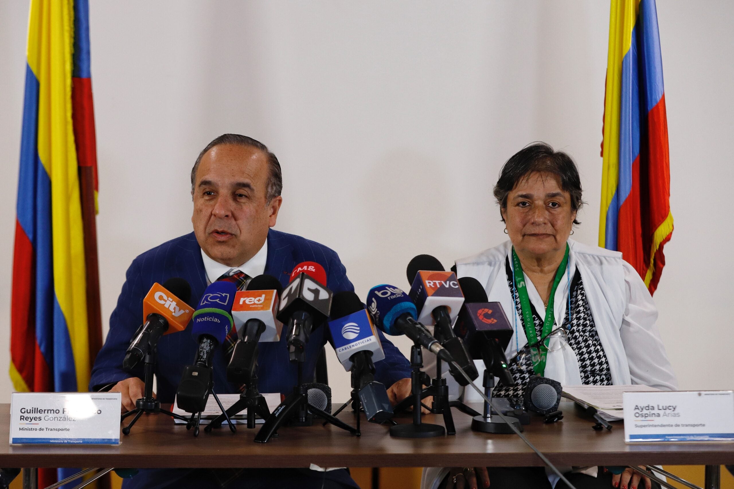 Rueda de prensa Viva Air